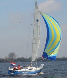 Whisper onder spinaker